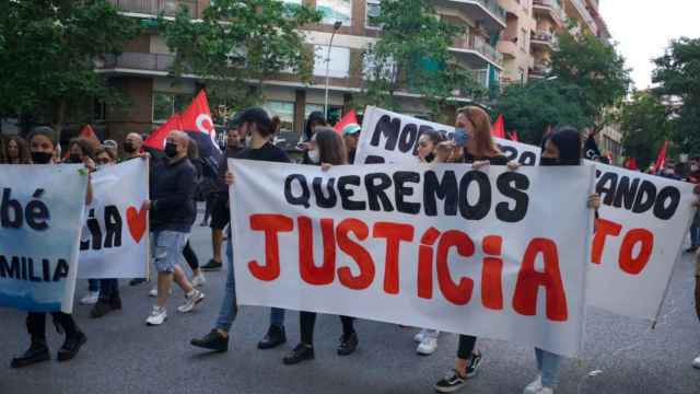 Protesta para pedir justicia tras la muerte de Xavi Cayuela en la fábrica de Cidac en Cornellà / PACO MARÍN