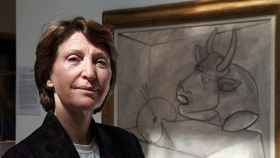 Marina Picasso ante una obra de su abuelo en una imagen de archivo