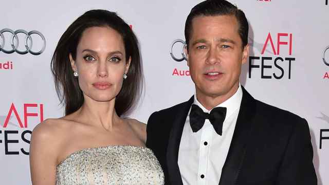 Una de las últimas apariciones juntos de Brad Pitt y Angelina Jolie, ambos contrarios a las redes sociales / AGENCIAS