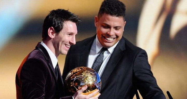 Leo Messi y Ronaldo Nazario en la entrega del Balón de Oro / Redes