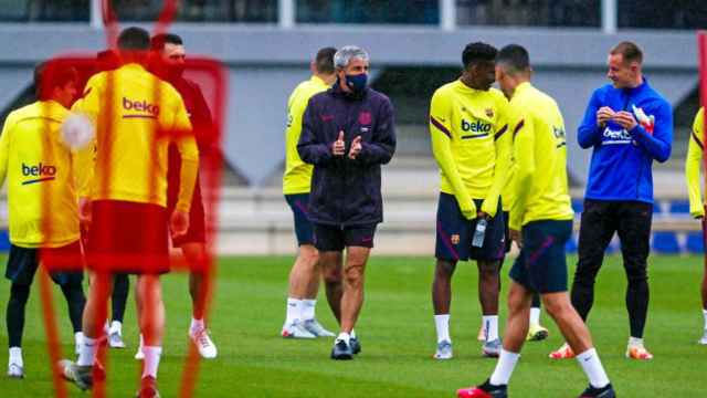 Quique Setién en el entrenamiento del Barça previo al Sevilla / FC Barcelona