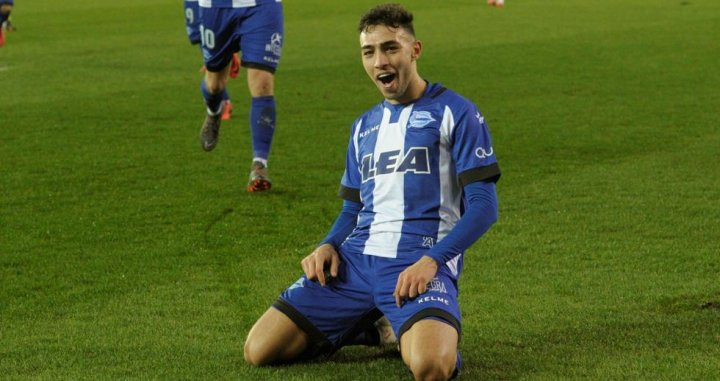 Munir celebrando un gol con el Alavés / EFE