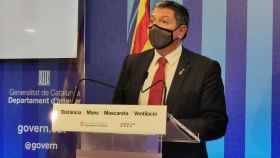 El 'conseller' de Interior, Miquel Sàmper, anuncia el adelanto del toque de queda en Nochevieja / INTERIOR