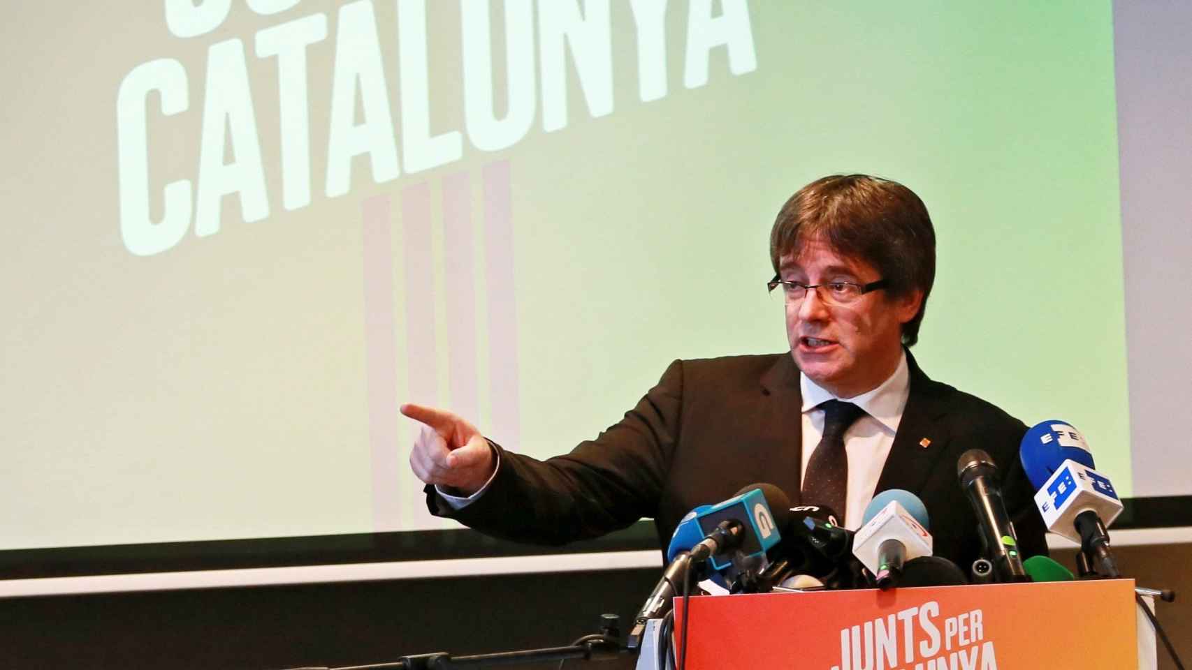 Carles Puigdemont presenta en Brujas su lista para el 21D, Junts per Catalunya / EFE