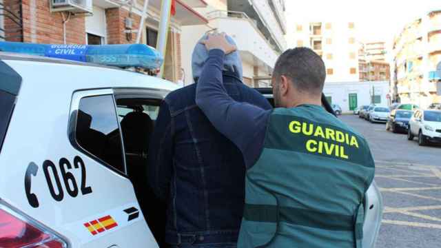 El presunto ladrón habría viajado desde Reus (Tarragona) hasta Alcañiz (Teruel) para cometer el robo / GUARDIA CIVIL