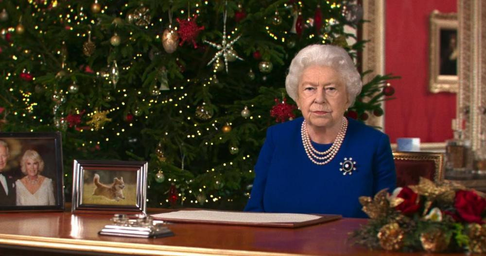 La reina Isabel II virtual en su mensaje alternativo de Navidad / CHANNEL 4