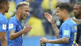 Neymar y Coutinho en un partido con la selección de Brasil / EFE