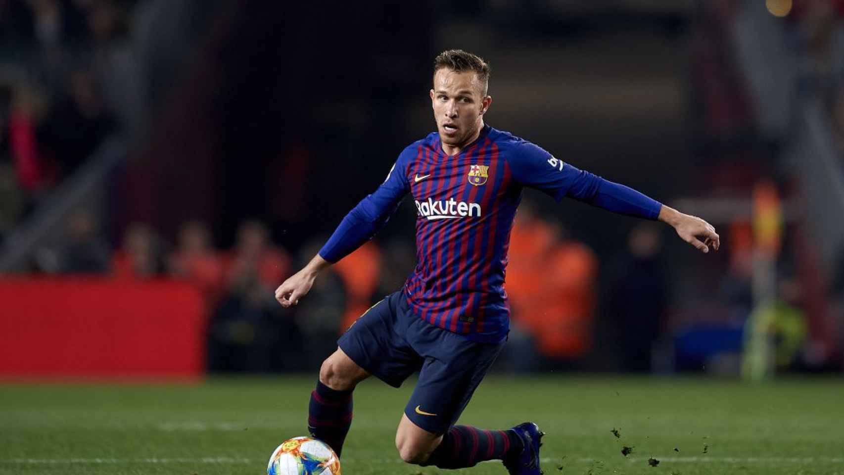 Arthur en un partido con el FC Barcelona / EFE