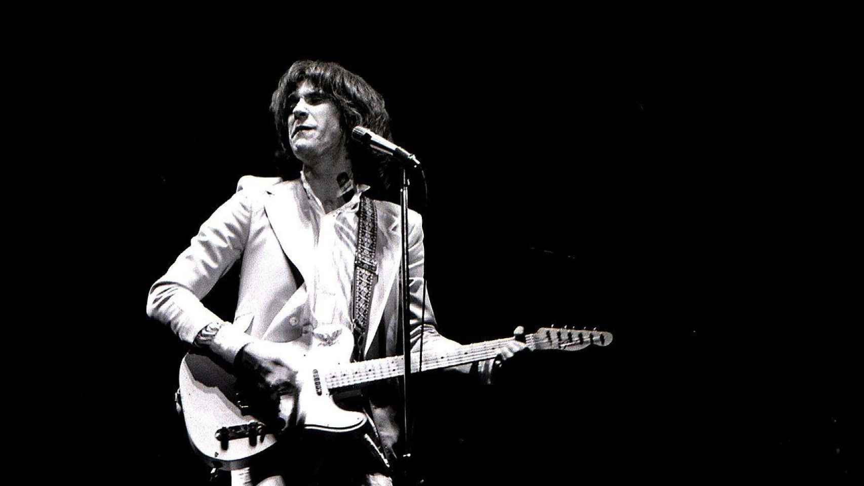 Ray Davies, líder de los Kinks, en una actuación en Toronto en 1977 / JEAN LUC OURLIN (WIKIMEDIA COMMONS)