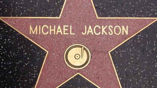 Estrella de Michael Jackson en el Rock & Roll Hall of Fame / R-E-AL - WIKIMEDIA COMMONS