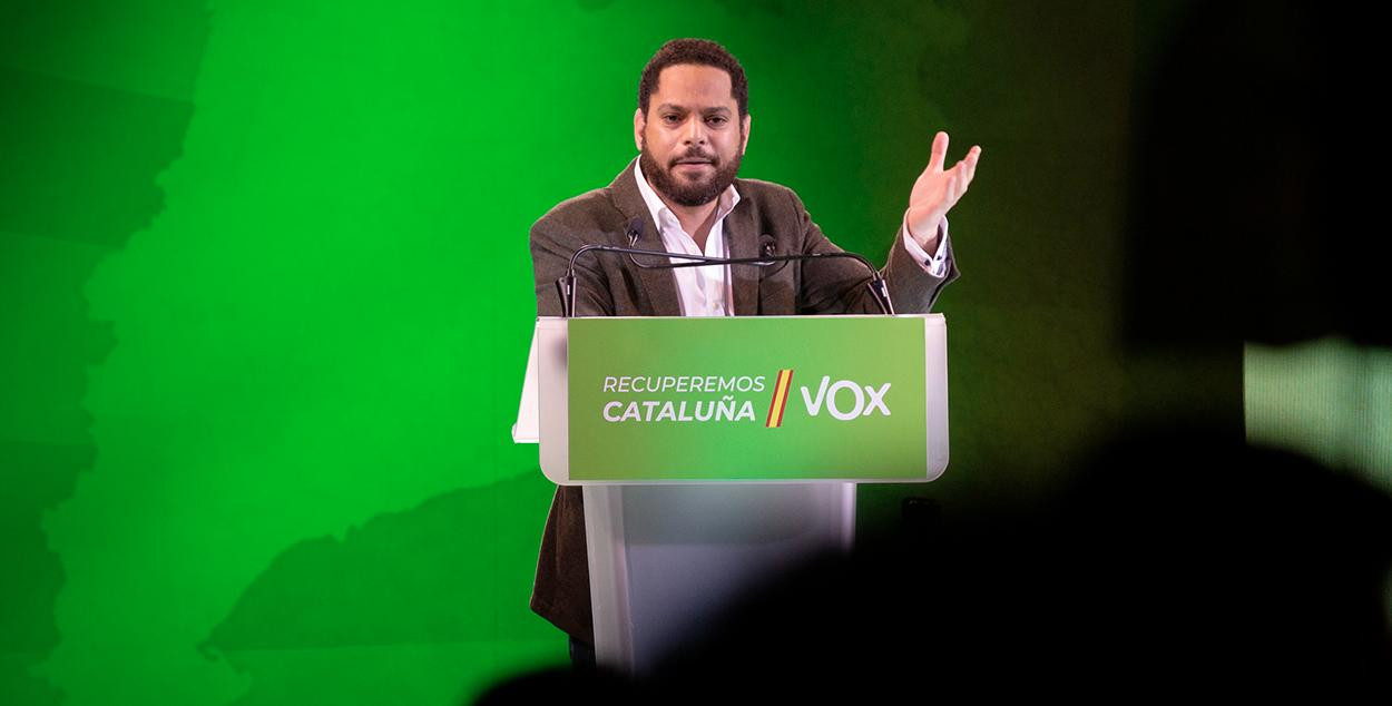 El candidato de Vox para el 14F, Ignacio Garriga, en el acto final de campaña en Barcelona el 12 de febrero de 2021 / DAVID ZORRAKINO - EUROPA PRESS
