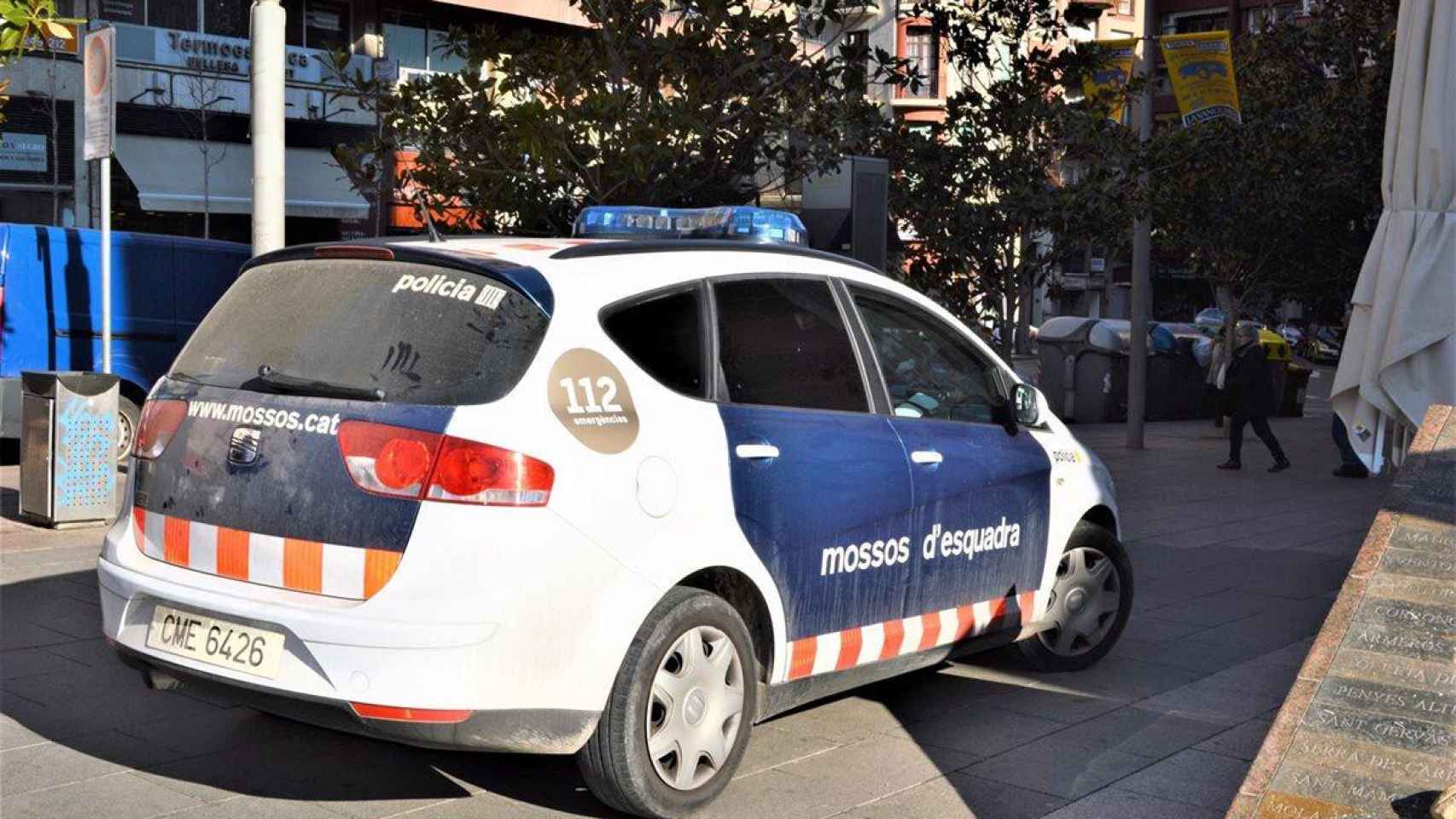 Vehículo de los Mossos d'Esquadra, que han detenido a un hombre / EP