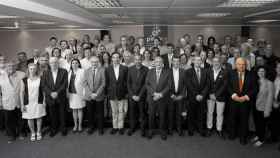 Joan Alarcón (en color) junto al resto de miembros de la junta directiva de Pimec antes de que se le aplicara el expediente disciplinario por su gestión de los autónomos / CG