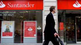 Una oficina de Banco Santander en el Reino Unido / EFE