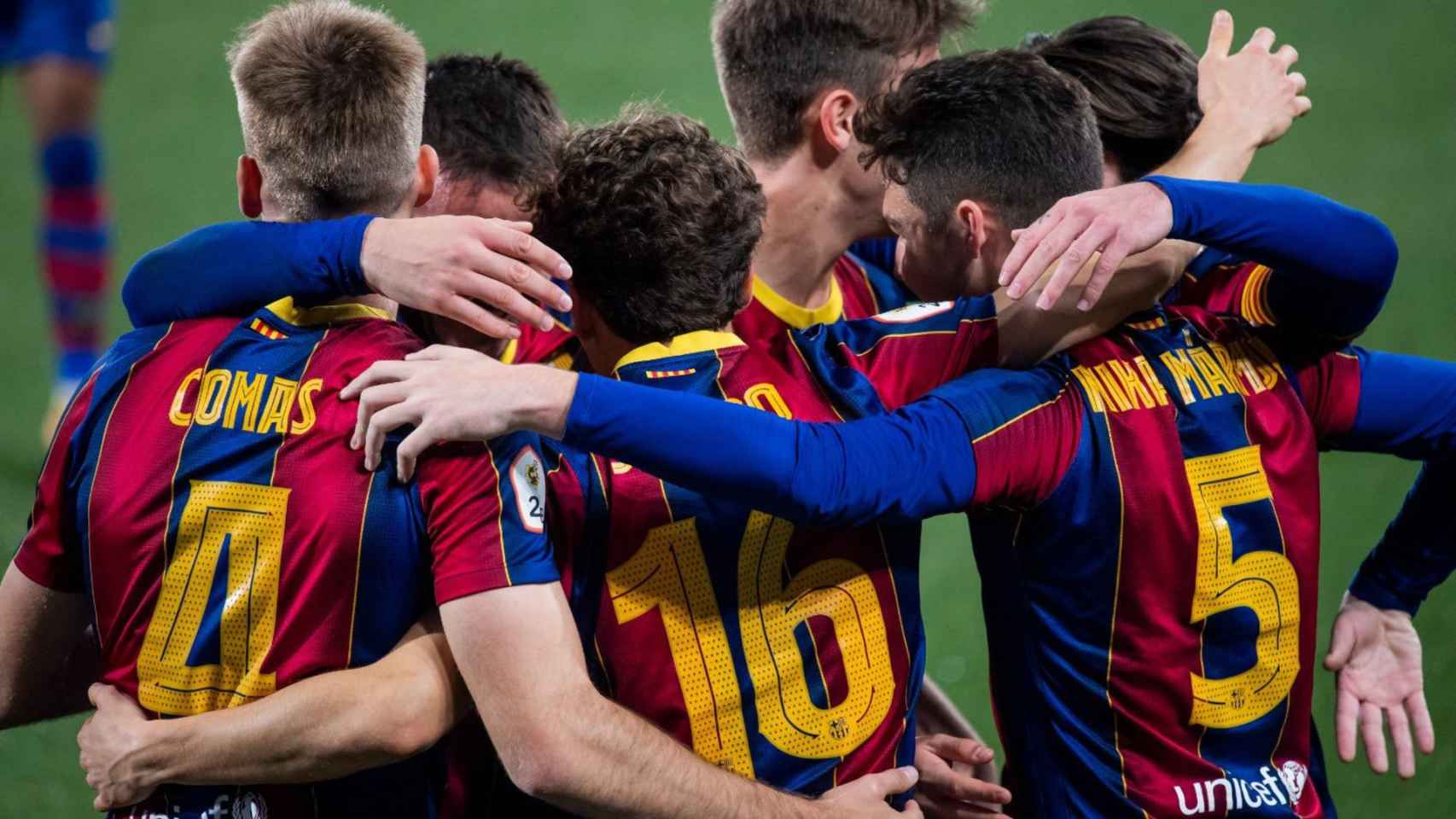 Los jugadores del Barça B, celebrando un gol contra el Olot | FCB