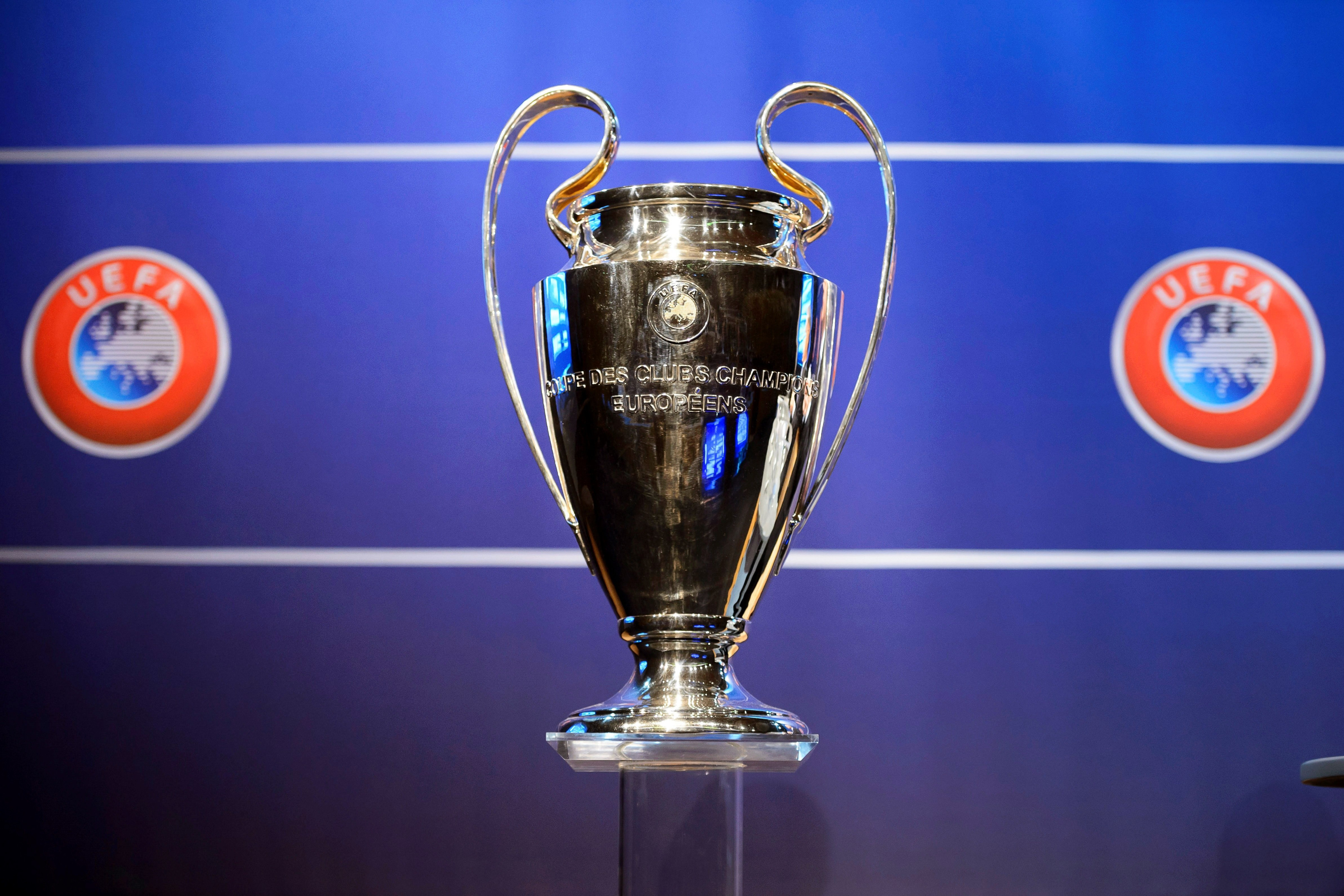 El título de la Champions League, campeonato organizado por la UEFA / EFE