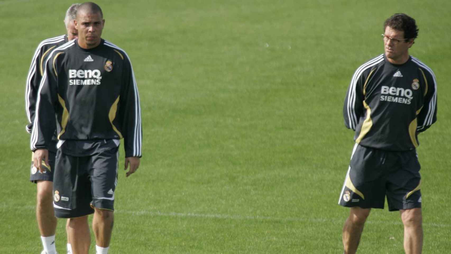 Fabio Capello y Ronaldo Nazario durante un entrenamiento del Real Madrid /REDES