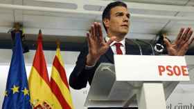 El secretario general del PSOE, Pedro Sánchez, en comparecencia tars las elecciones catalanas.