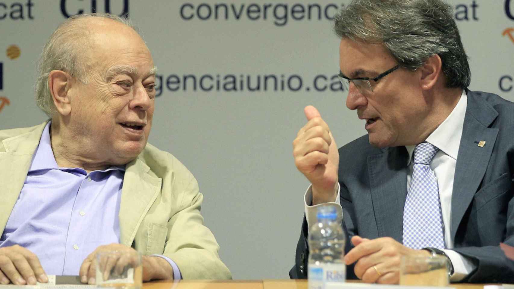 Jordi Pujol, fundador de Convergència Democrática de Catalunya (CDC), junto a su 'delfín' Artur Mas, actual presidente del PDeCAT