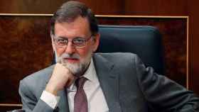 Mariano Rajoy, presidente del Gobierno, durante la sesión de control al Gobierno previa al debate sobre la moción de censura del jueves y viernes / EFE