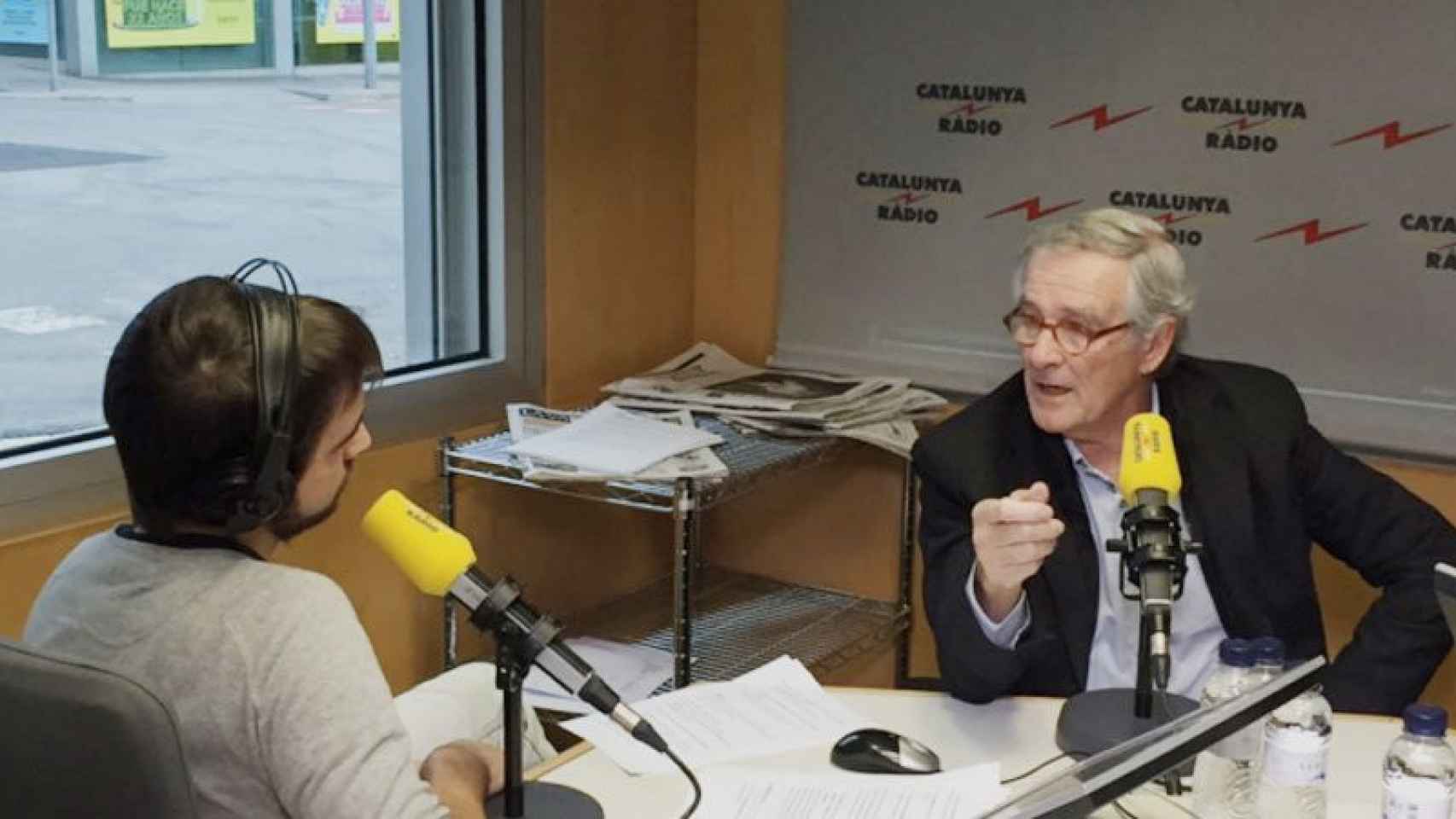 Xavier Trias, ex alcalde de Barcelona (derecha), en Catalunya Radio