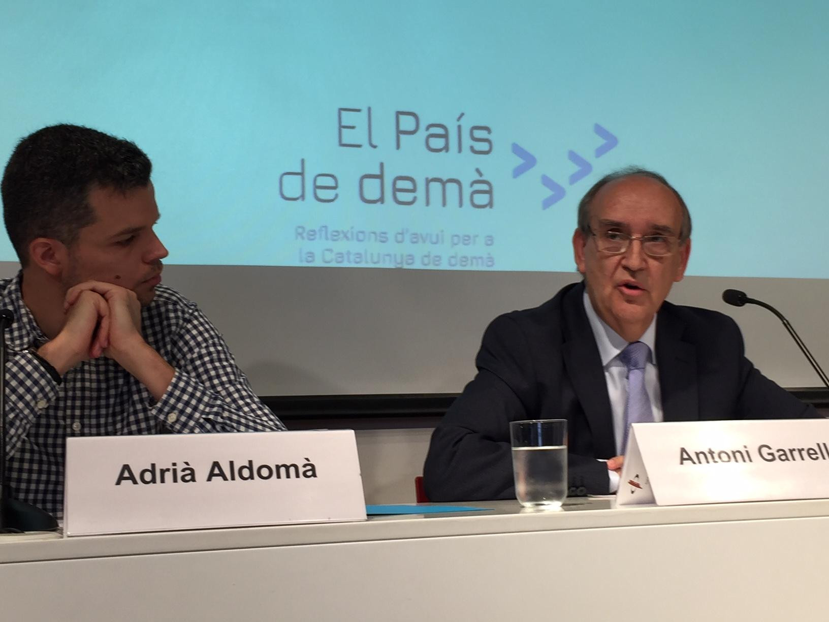 Adrià Aldomà y Antoni Garrell, coordinadores de 'El País de demà'
