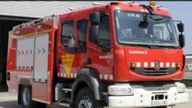 Camión de bomberos, como los que trabajan en el accidente múltiple entre camiones en Tarragona / BOMBERS