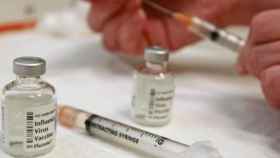 Investigadores buscan una vacuna contra el coronavirus / EFE