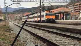 Un tren de Rodalies afectado por el temporal / RENFE