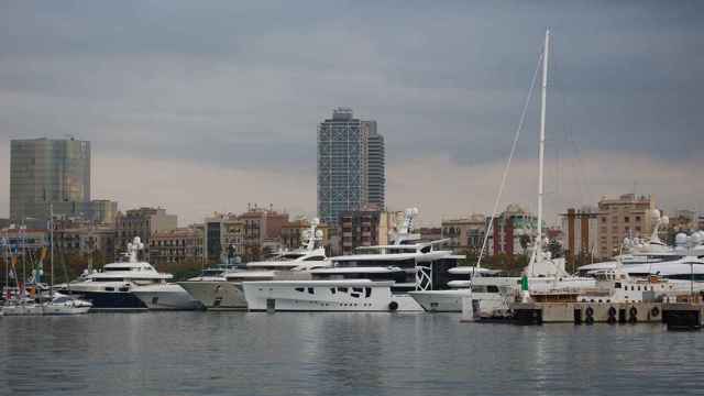 El Hotel Arts visto desde el Puerto de Barcelona / EP