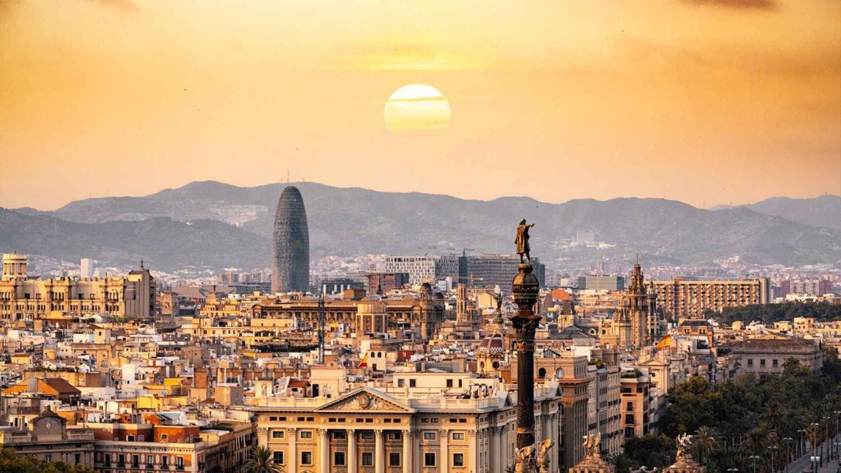 Barcelona deja de ser business friendly en inversión inmobiliaria de lujo por el 'procés'