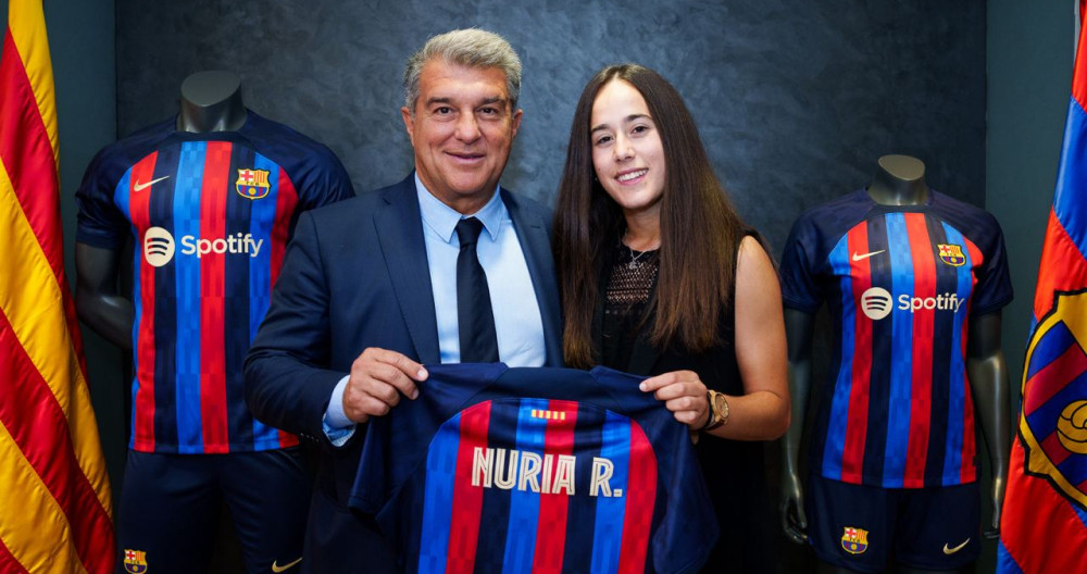 Joan Laporta, durante la presentación de Nuria Rábano como nueva jugadora del Barça Femenino / FCB