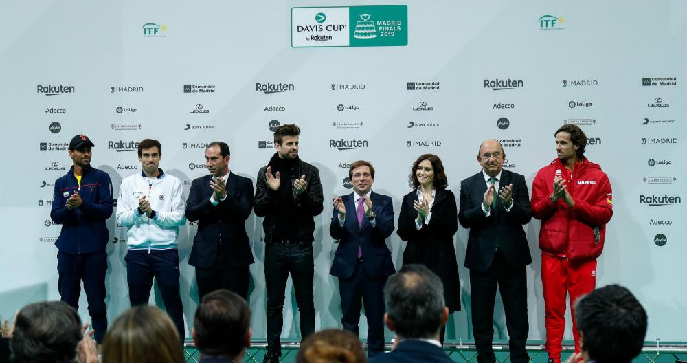 Gerard Piqué e Isabel Díaz Ayuso se conocieron hace dos años en la presentación de la Copa Davis / EUROPAPRESS
