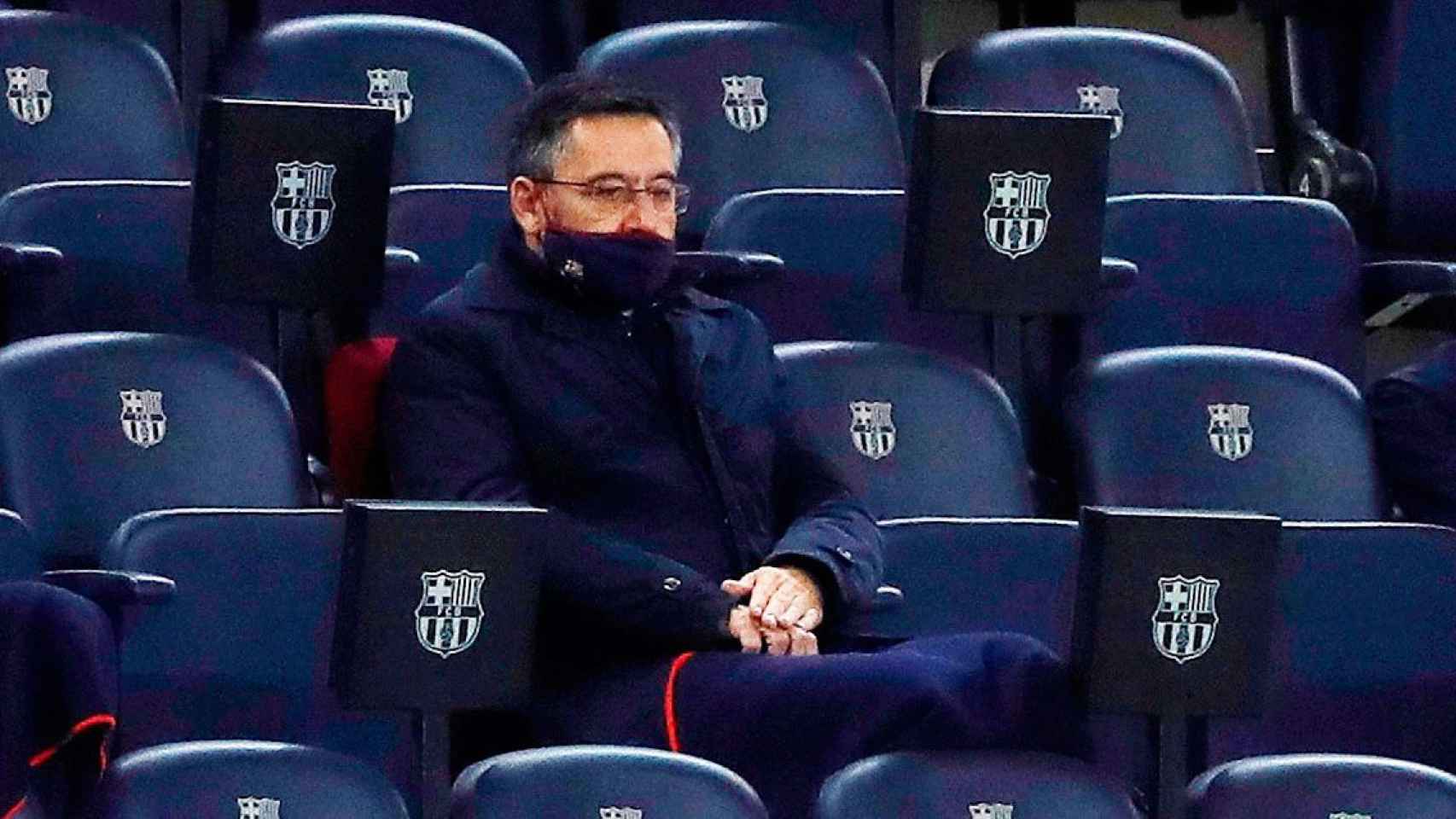 La soledad de Bartomeu en el estadio del Barça / FCB