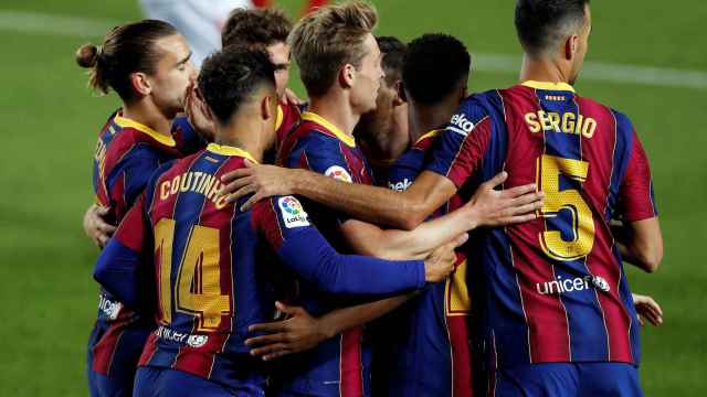 Los jugadores del Barça celebrando el primer gol contra el Sevilla / EFE