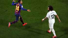 Malcom y Marcelo en el duelo del pasado 6 de febrero en el Camp Nou / EFE