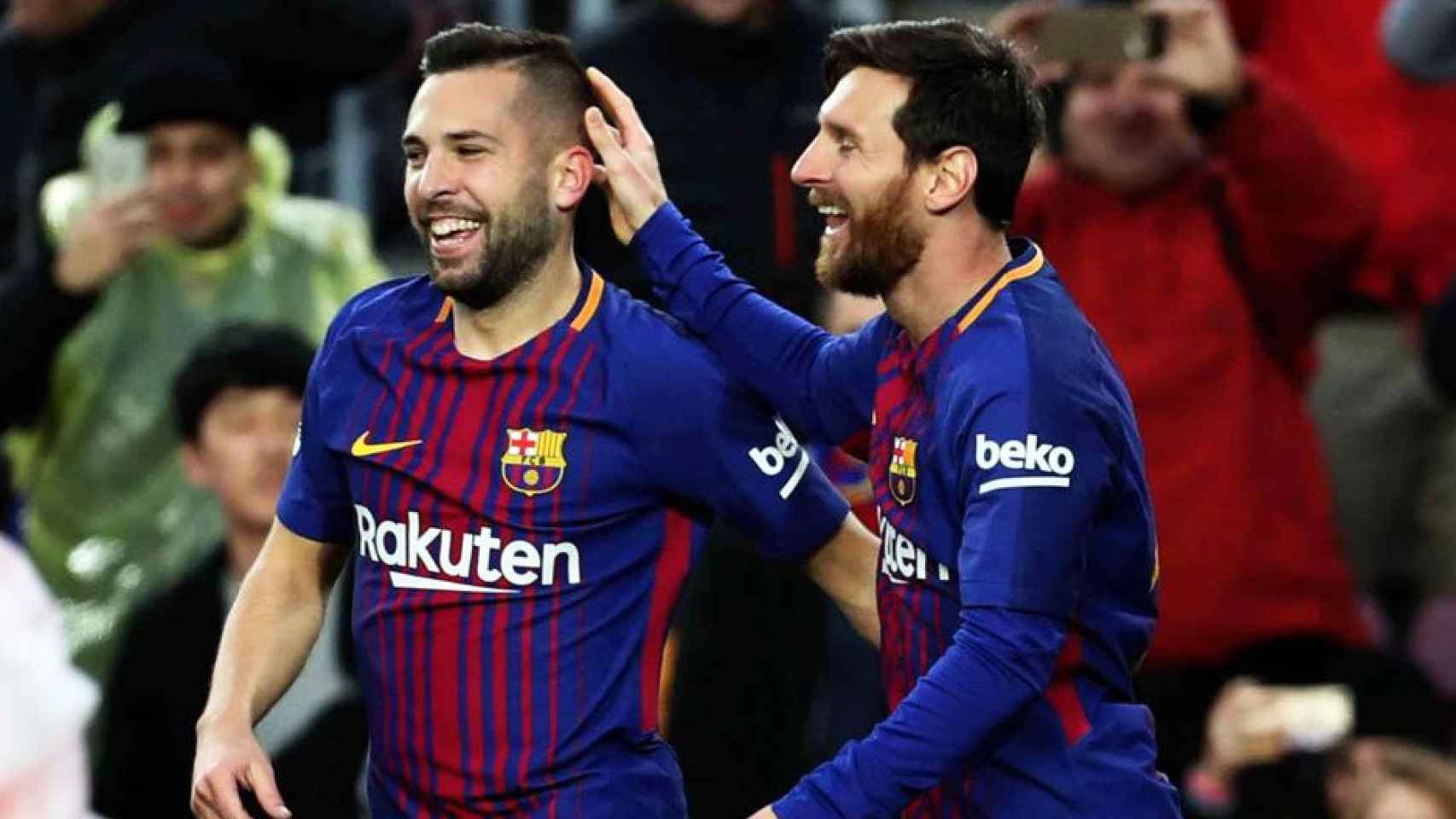 Jordi Alba y Leo Messi celebran un gol del Barça la temporada pasada / EFE