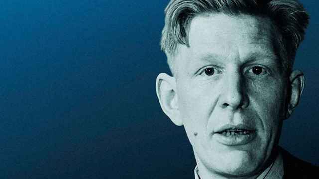 El poeta W.H. Auden en la portada del libro 'For the Time Being: A Christmas Oratorio' / AMAZON