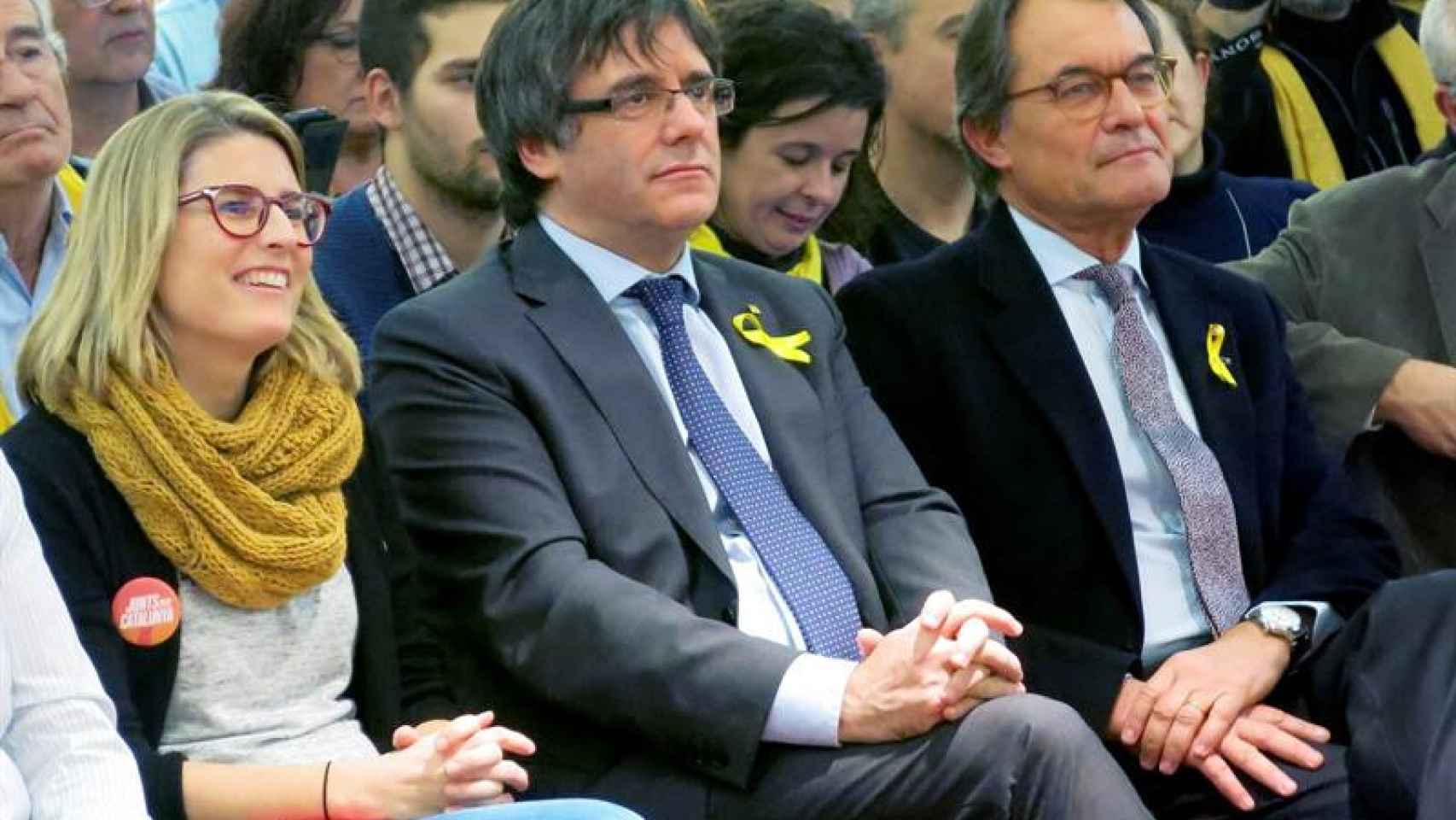 Artur Mas junto a Carles Puigdemont. 'Como cuando éramos niños' / EFE
