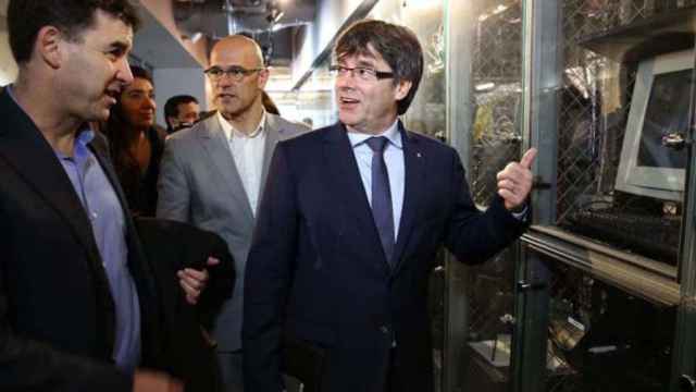 El presidente Carles Puigdemont, durante una visita al Cambridge Innovation Center de Boston / JORDI BEDMAR