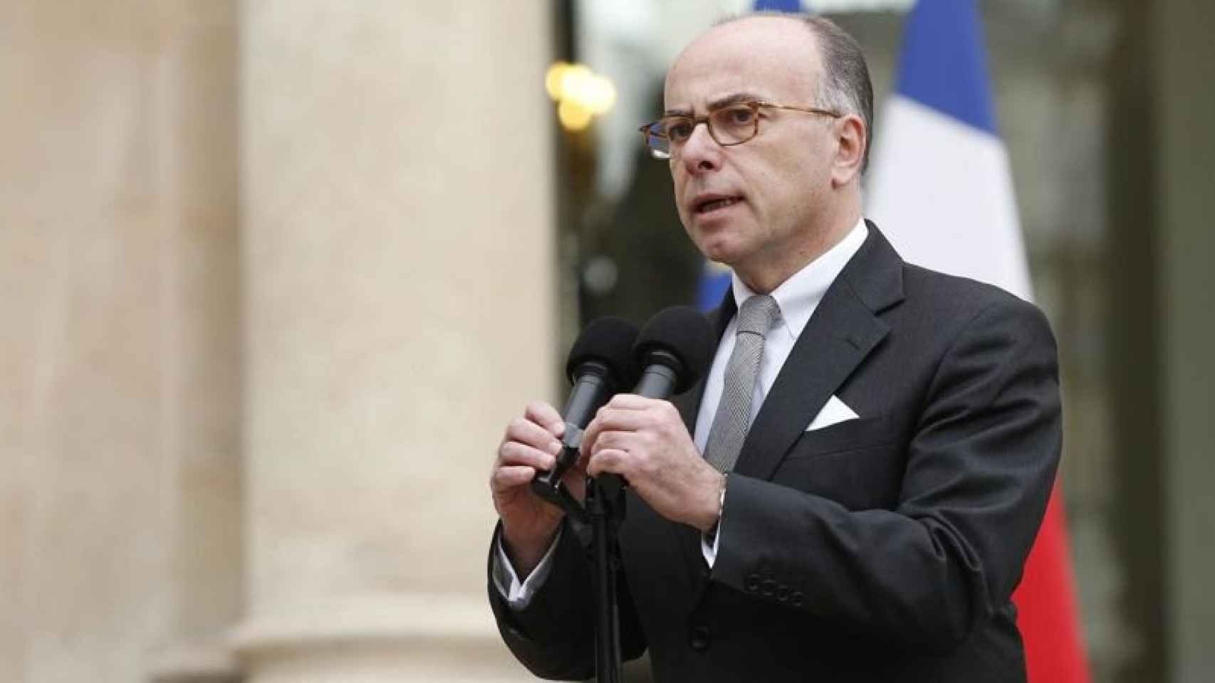 El ministro del Interior francés, Bernard Cazeneuve.