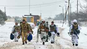 Ucrania despliega tropas en la frontera con Rusia / EFE