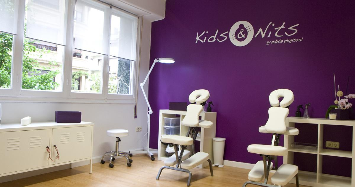 Kids & Nits es un centro especializado en eliminación de liendres de los más pequeños / KIDSANDNITS