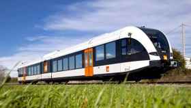 Uno de los trenes que la empresa suiza Stadler diseñó para la línea de FGC de Lleida- Pobla de Seur / FGC