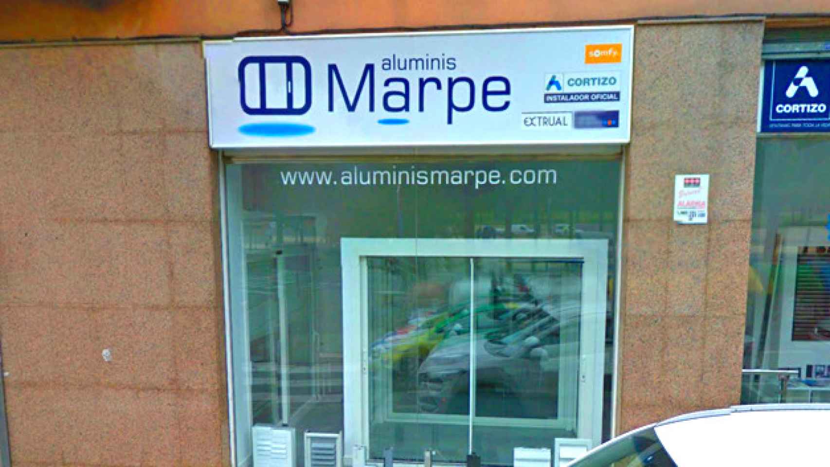 Aluminis Marpe, de Mataró, fabricante de carpintería metálica / CG
