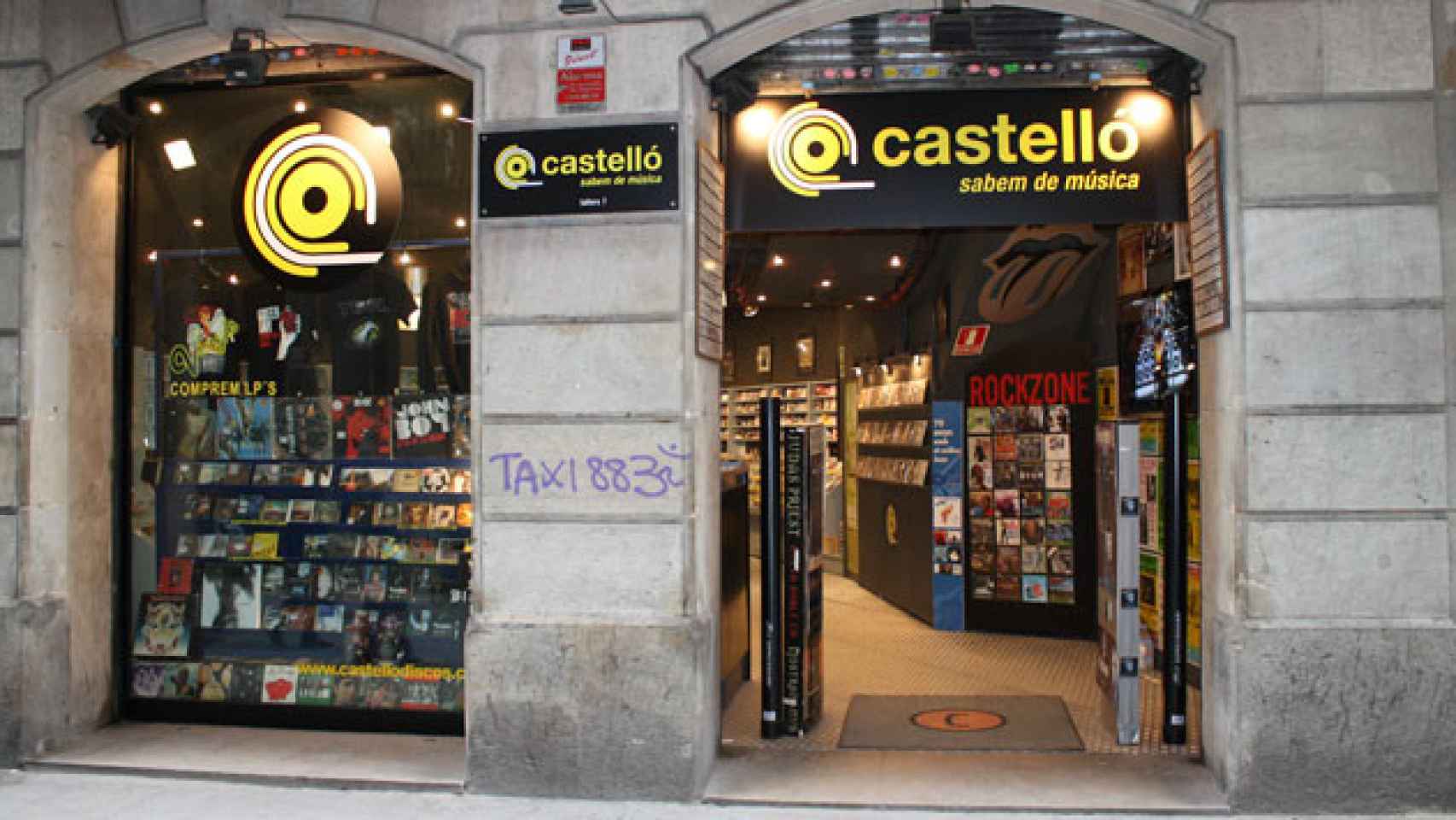 Antiguo aspecto de Discos Castelló, la histórica tienda de música que será una panadería 365 Café / CG