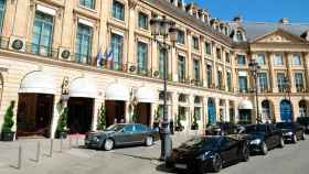 El Hotel Ritz, en la elitista plaza de Vendome, uno de los destinos de lujo de la capital francesa.