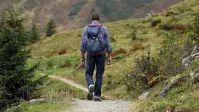 Actividad de trekking, uno de los deportes de aventura de Lleida más tradicionales / Hermann - pixabay