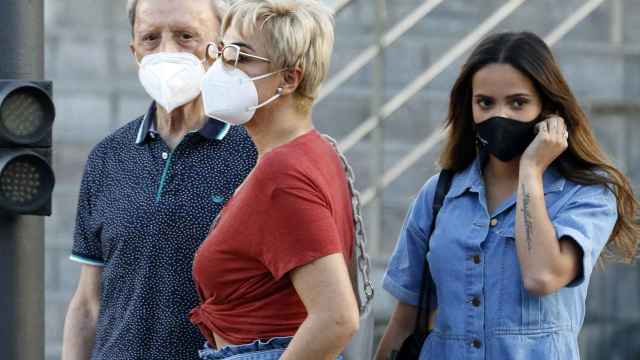 Ortega Cano, Gloria Camila y Ana María Aldón, a las puertas de la comisaría / EP