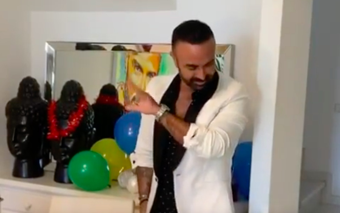 Luis Rollán celebra su cumpleaños bailando desde su casa de Marbella / INSTAGRAM